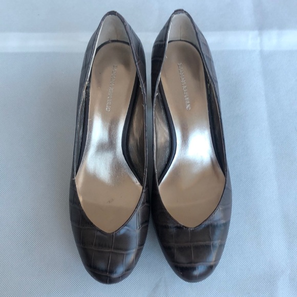 Banana Republic brown croc embossed pumps - Picture 2 of 8